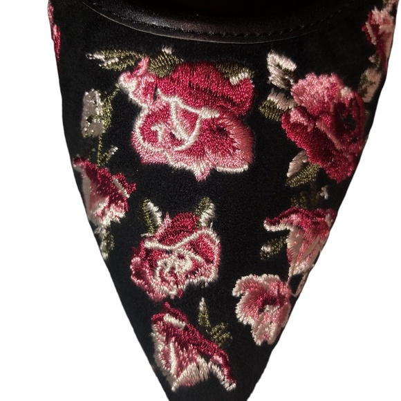 White House Black Market Embroidered Heels size 10 - Picture 5 of 11